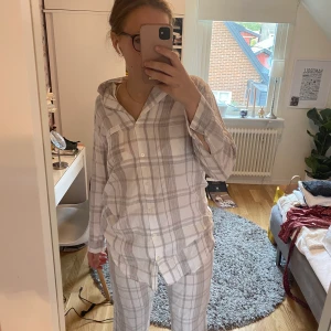 Pyjamas från HM - En pyjamas från hm.