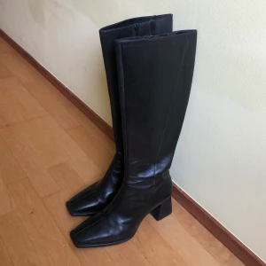 Vagabond stövlar ”Hedda”  - Nyskick, köpta för några månader sedan. Nypris 2200