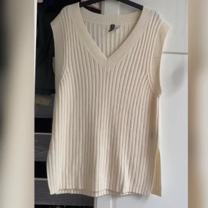 Ribbad Väst - 1 Gång använd 