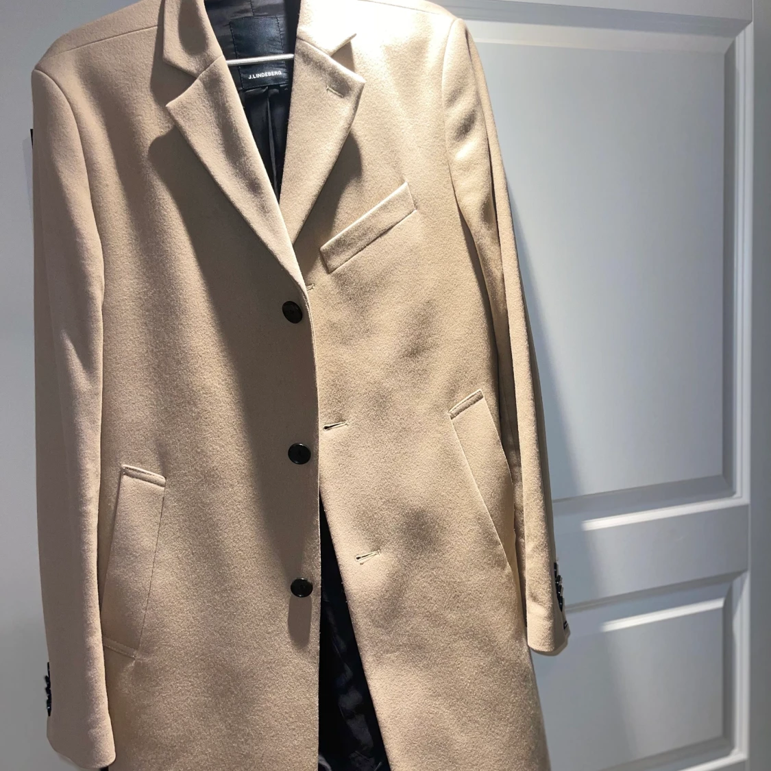 J. Lindeberg - Beige rock Strl. 48