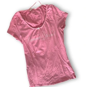  vintage topp - Så fin vintage topp med en liten rosett🥰