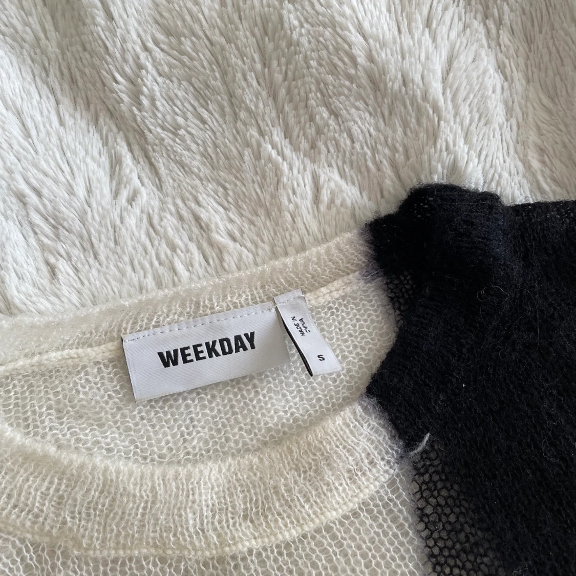 Genomskinlig tröja  - 91