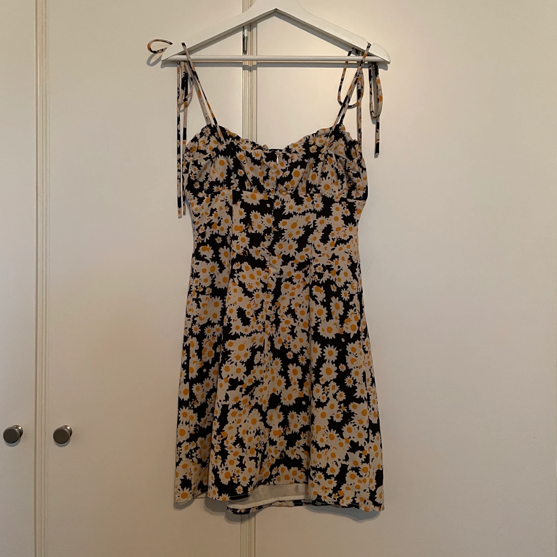 Ny blommig klänning - 90