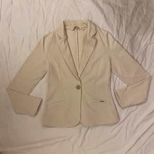 House of lola kavaj  - Beige ”house of lola” kavaj i perfekt skick 