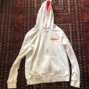 Puma zip up strl 40 - Puma zip up i nyskick ❤️