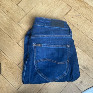 Lee jeans  - Straight leg, fint skick!