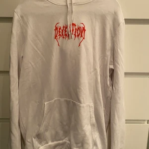 Hoddie med tryck  - Vit hoddie med tryck, storlek M