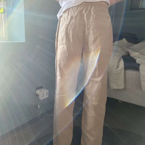 Linnebyxor - Helt nya, beige/brun, sitter bra på person mellan 155-165