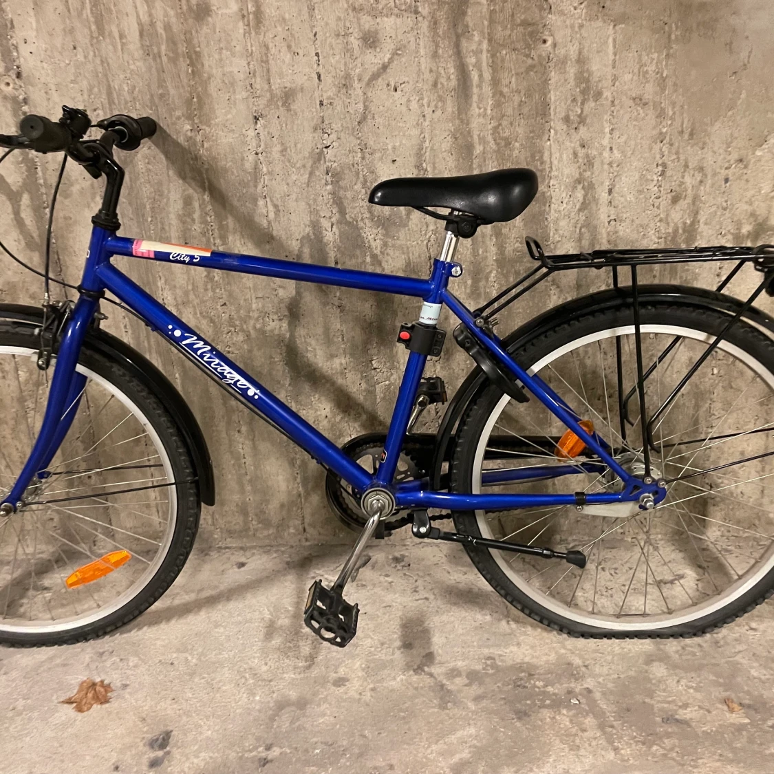 3 barncyklar 20-24 tum 1 Tiga sparkcykel