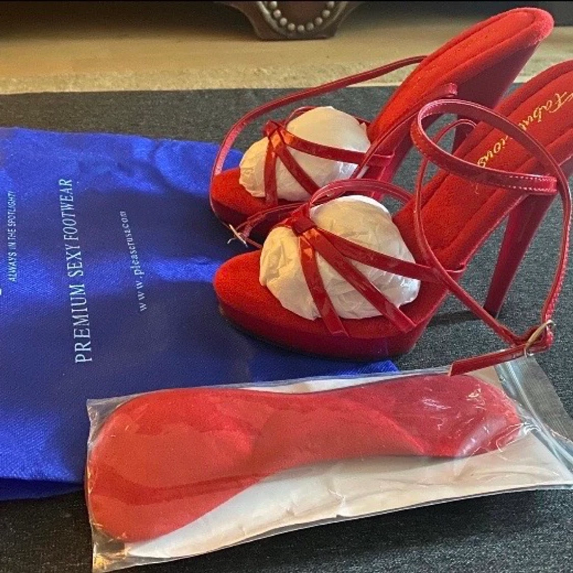 Röda klackskor  - 90