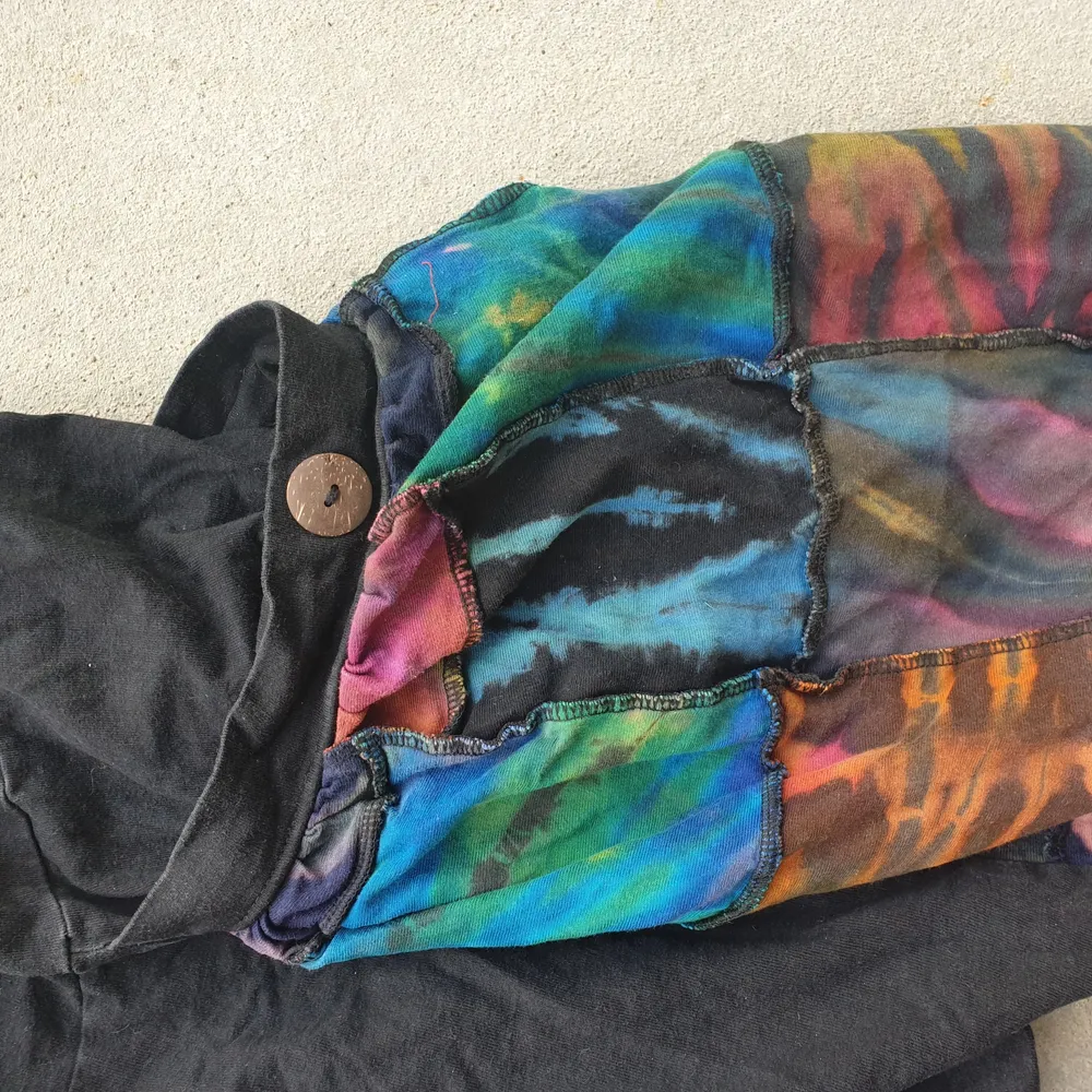 Tie-Dye Patchwork Harem pants with big pockets. So comfortable and oversized L/XL. Jeans & Byxor.