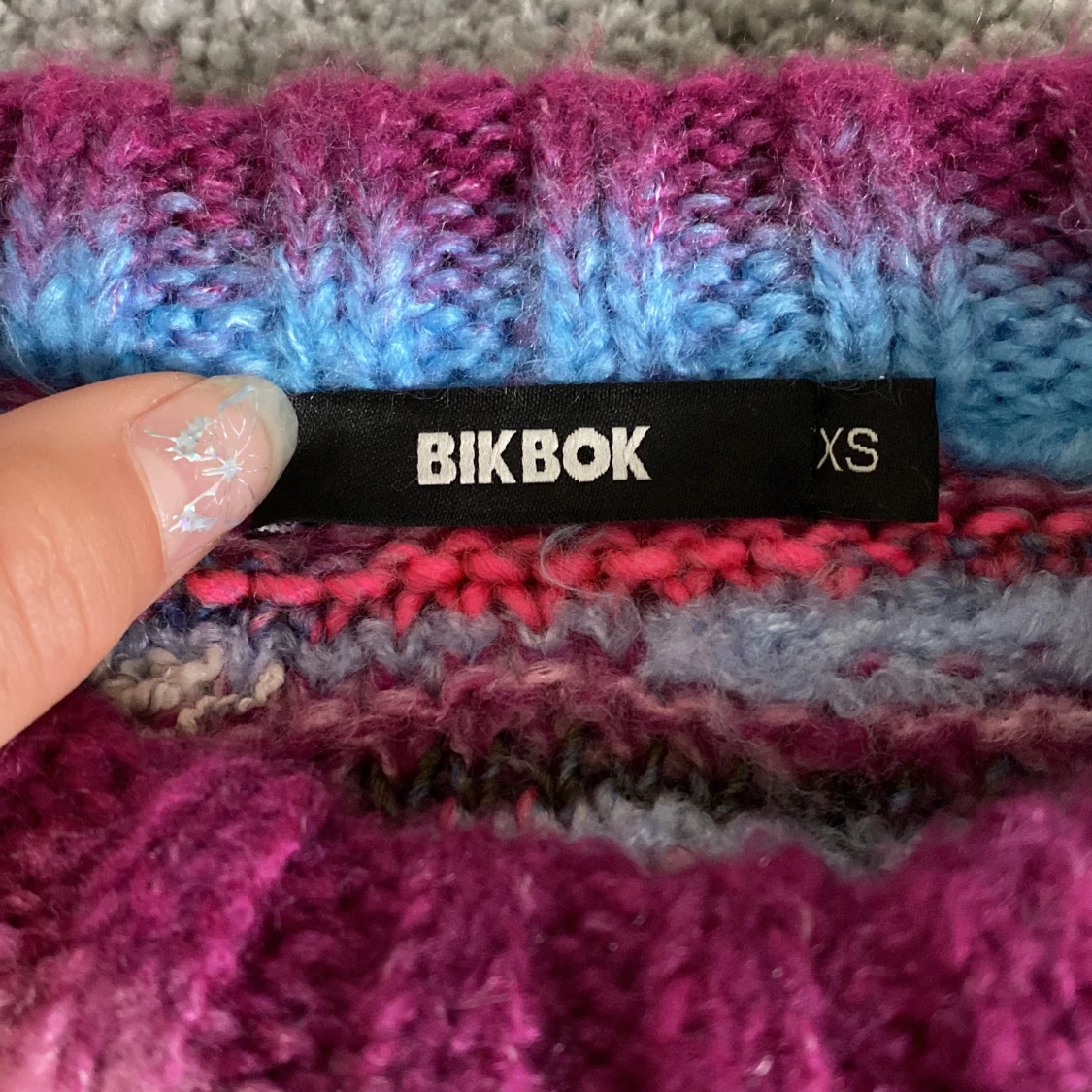 Stickad tröja från Bik Bok, storlek XS❤️ - 90