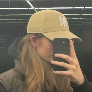 Keps - Yankees new era keps. onesize