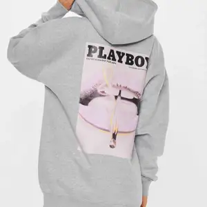 Jätte mjuk & skön hoodie från playboy. Storlek xs/s overzize i storlek! 