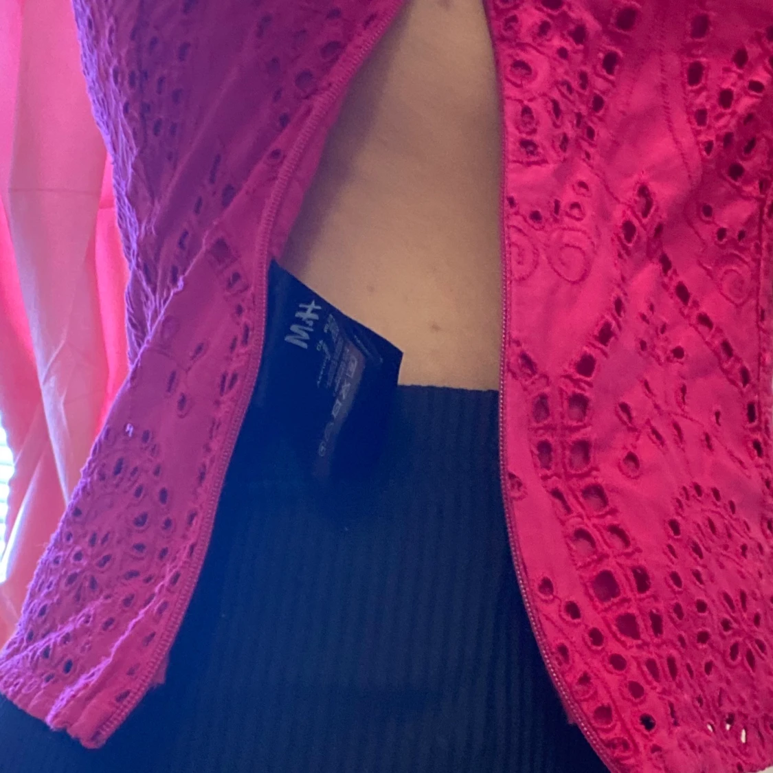 Assnygg tröja som är i helt nytt skick - 90