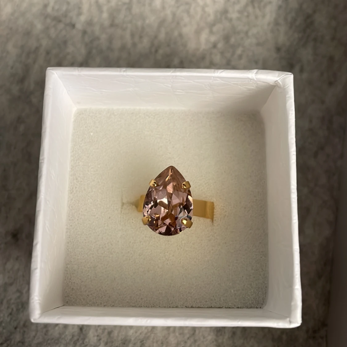 Super fin Caroline svedbom ring 