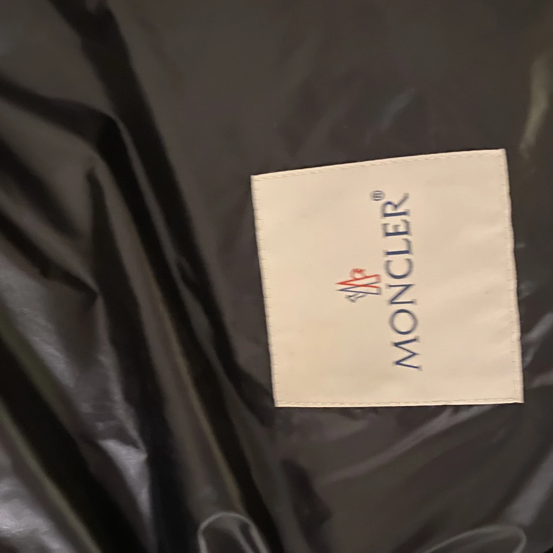 Moncler Gui Väst strl 3/M - 91