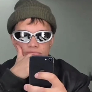 Ludwig kronstrand fotbild - Jag säljer Ludwig kronstrands fot bilder ifall någon vill ha (lovar på allt att det är riktiga) priset diskuteras 