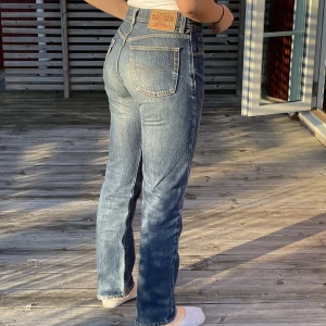 Crockers Jeans - Crockers jeans i fin wash. Ännu ett plagg som inte kommer till användning längre. Skulle säga att de är midwaist och passar någon med strl 36-38.🌸