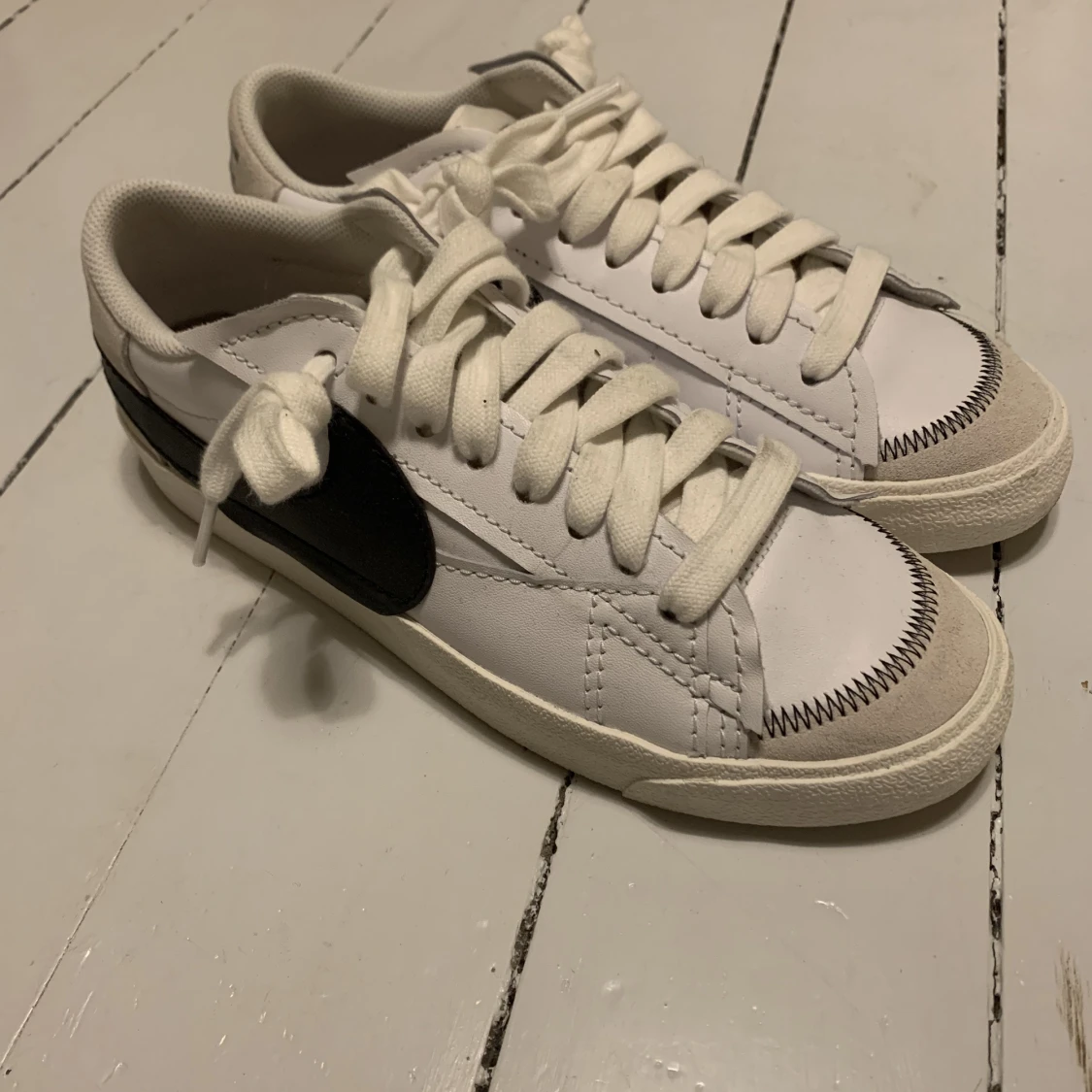 NIKE BLAZER LOW JUMBO - 90