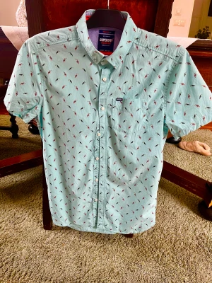 Superdry skjorta stl S - Kortärmad skjorta från Superdry. Som ny. 