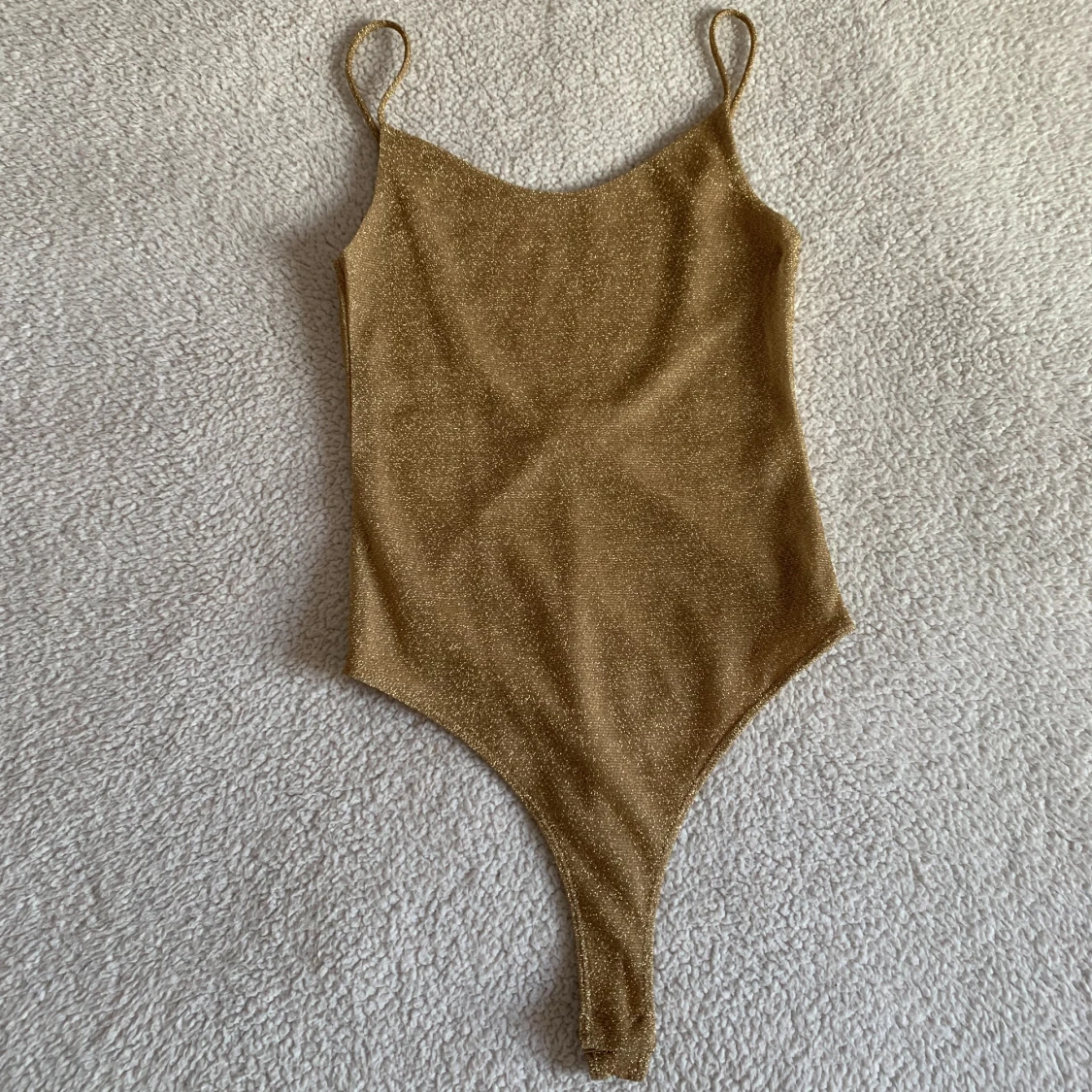 H&M GULDIG GLITTER BODY