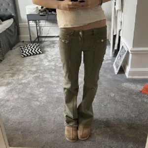 Gröna hm jeans  - Hm jeans i storlek 36! Slutsålda 