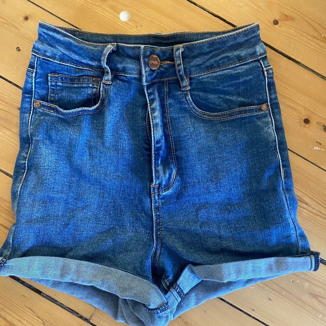 High waisted shorts  - 90