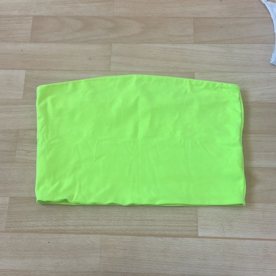 Topp från weekday stl M - 90