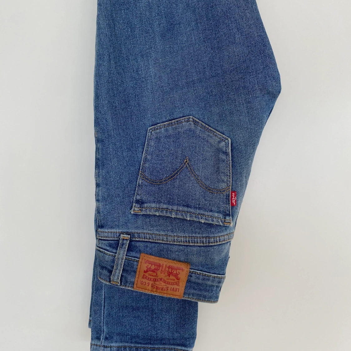 Levis jeans  - 90
