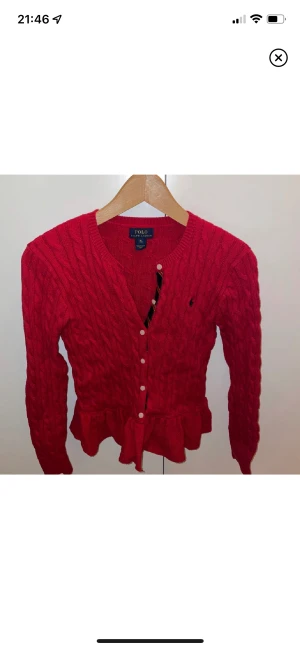 Ralph Laurent  - Superfin kofta från Ralph Laurent. Använd fåtal gånger och är i nyskick. Storlek XL för barn men den passar på vuxen som har xs/s. 