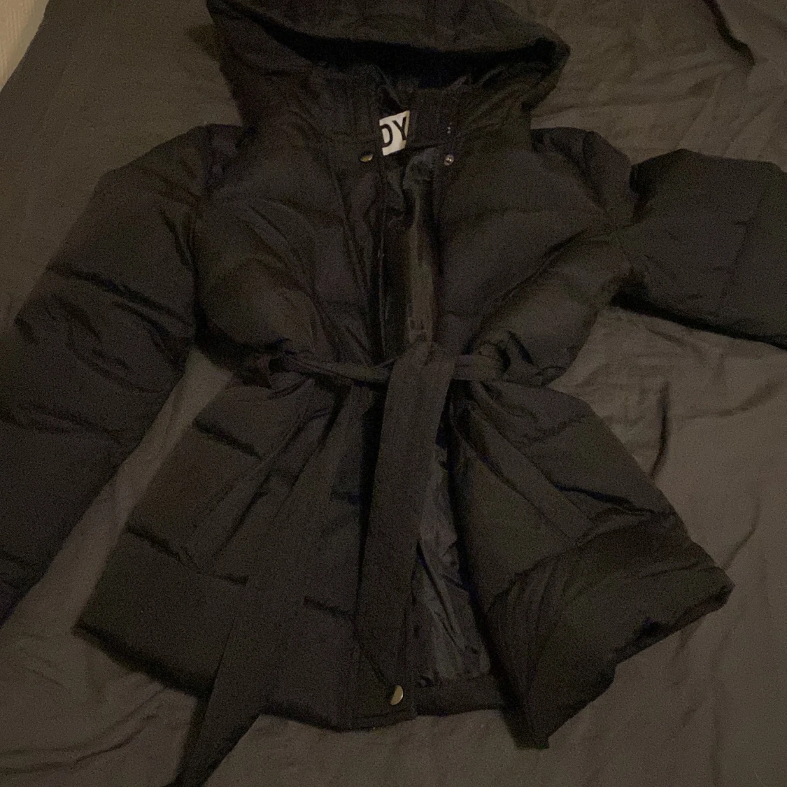 Svart jacka med midje band