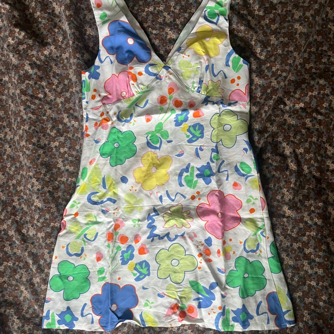 Blommig kortklänning från asos  - 90