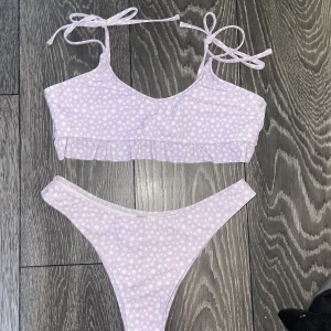 Bikini 💜 - Jättesöt bikini från shein som aldrig är använd! Pågrund av för liten storlek!! 💜💜