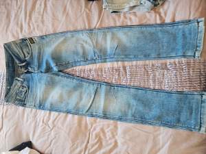 Fin G -Star Raw jeans storlek W25L34 
