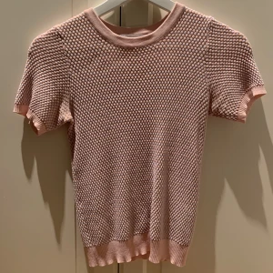 Zara tröja - Söt blå/rosa tröja från zara i storlek xs🌸🌸