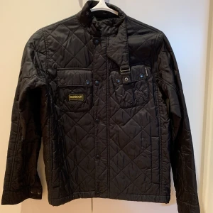 Barbour Jacka - Barnstorlek ”XL 12-13yr” Nyskick
