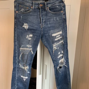 Ripped Skinny Jeans  - Good condition  No damage No stains 