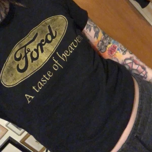 Babytee  - Ford tshirt  Vintage text