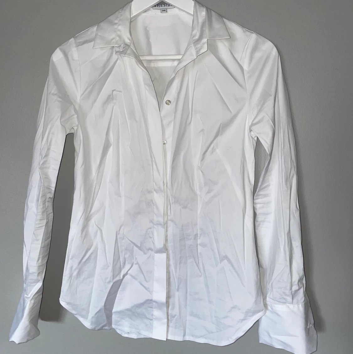 Figursydd skjorta 34B