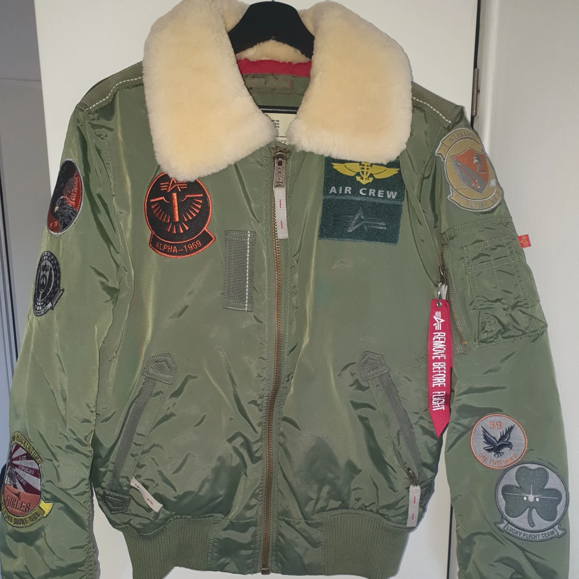 Alpha Industries Jacka storlek: M  - 90