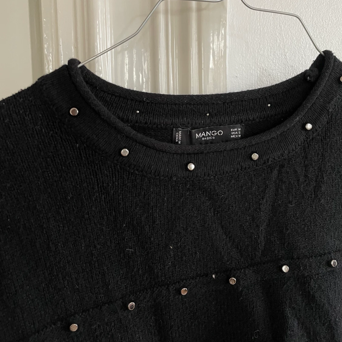 Tröja med nitar  - 90