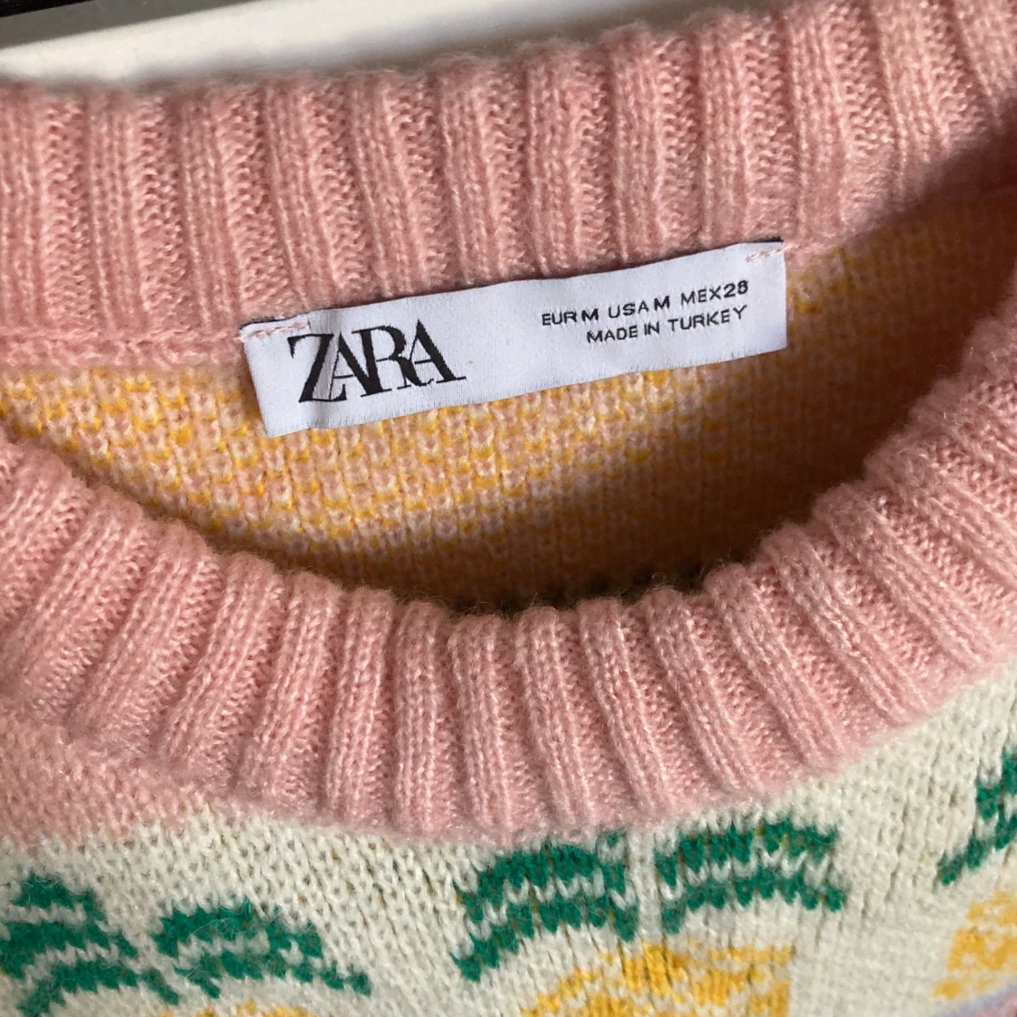 Zara stickad tröja  - 90