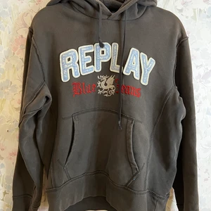 Supersnygg hoodie🌵 - Intressekoll på denna hoodie! Storleken är oklar då det ej står på lappen men skulle gissa på M. 