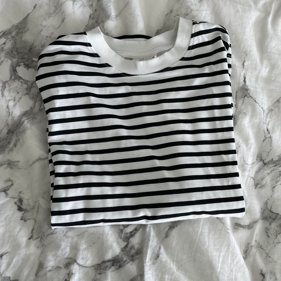 Randig tröja från Gina Tricot - 90