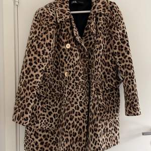 Leopardkappa från Zara 
