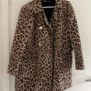 Kappa leopard - Leopardkappa från Zara 