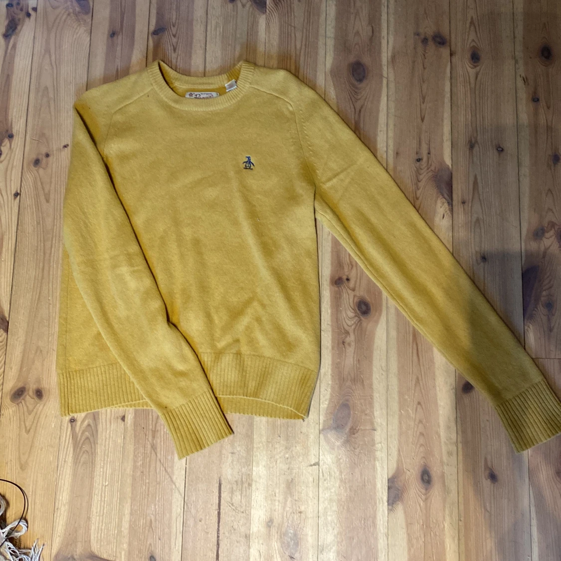 Penguin stickad storlek: S