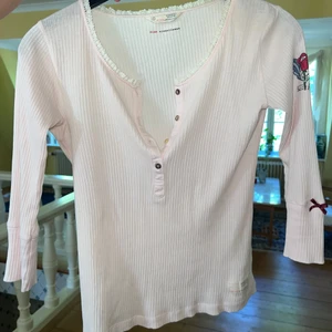 Odd Molly tröja  - Så skön klassisk odd Molly tröja i Rosa🌸 sparsamt använd! Strl 1 motsvarar S