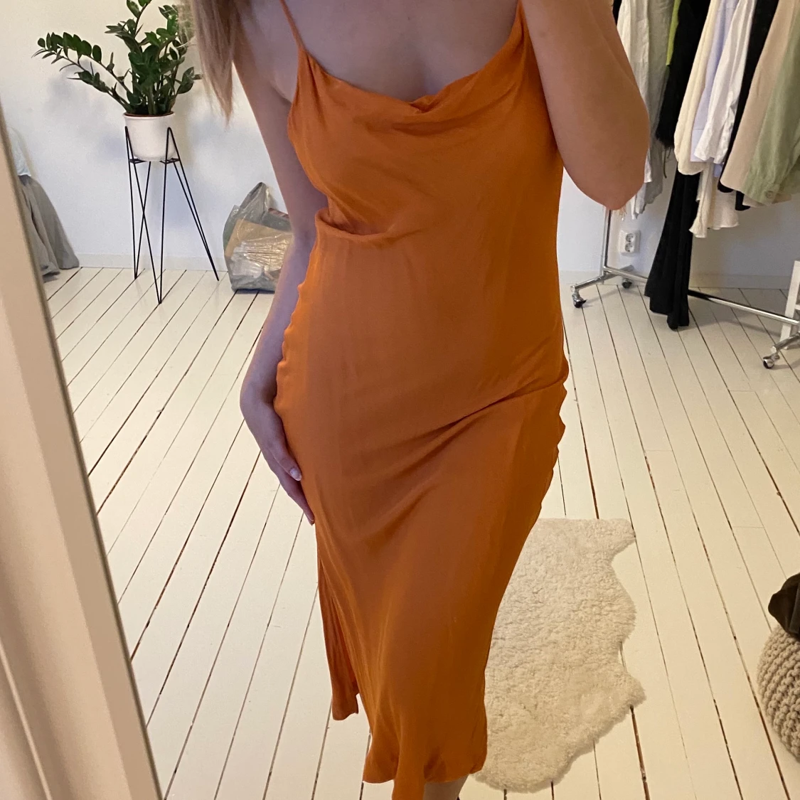 Orange klänning - 90